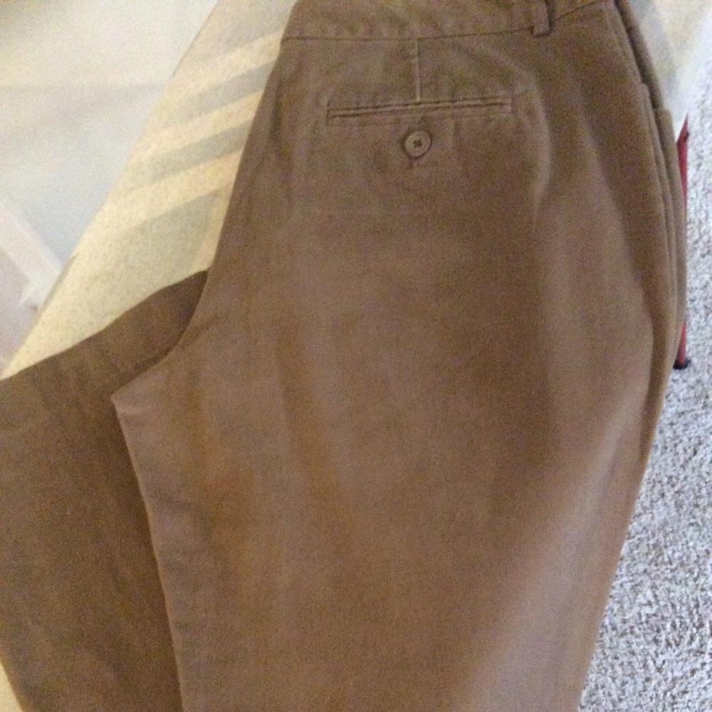 Women’s pants. Brown 4 pocket. Size 12. 2% spandex